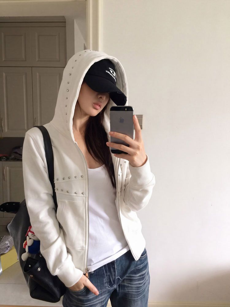 Women's Y2K Studded Rivet Hood - Vintage Fashion Hong Kong review and price