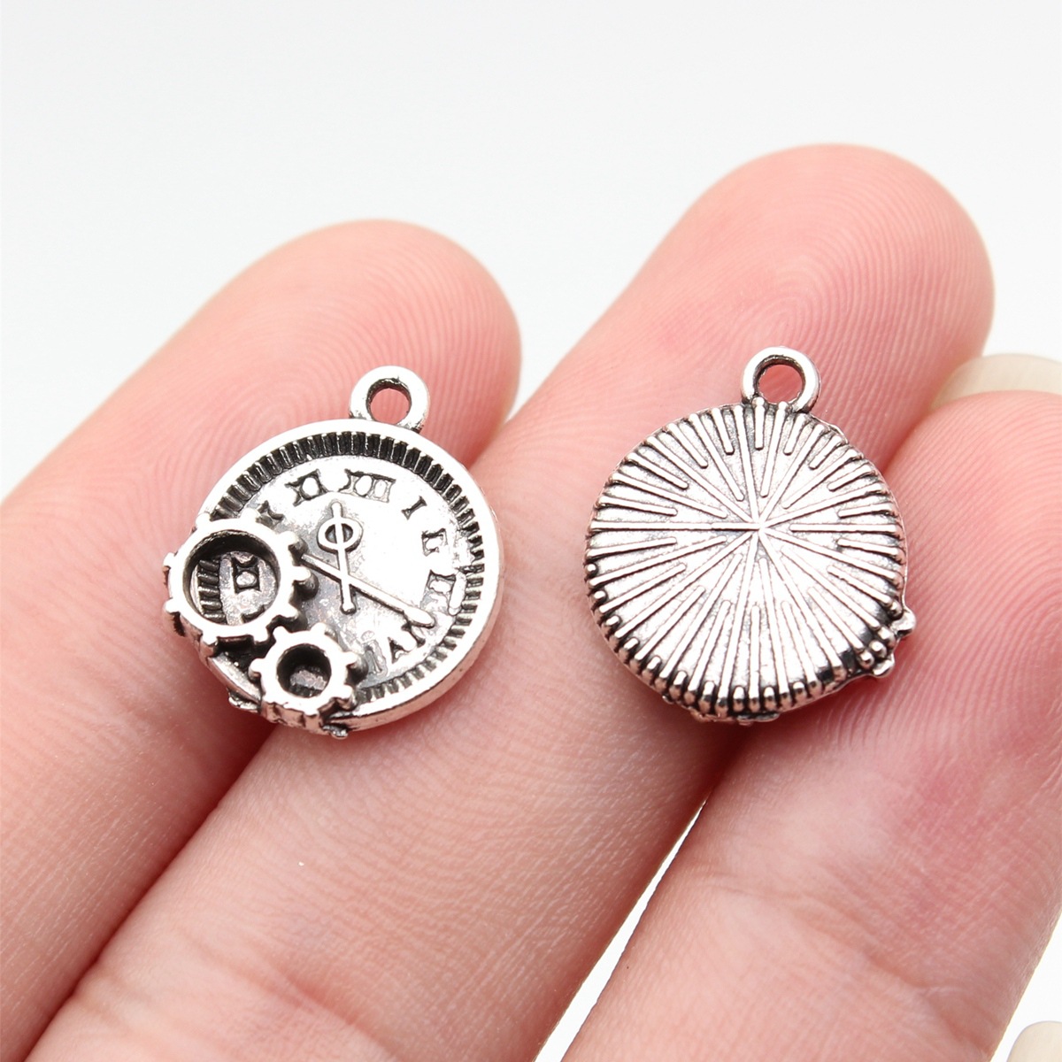 WYSIWYG 10pcs 16x14mm 2 Colors - Vintage Fashion Nova review and price