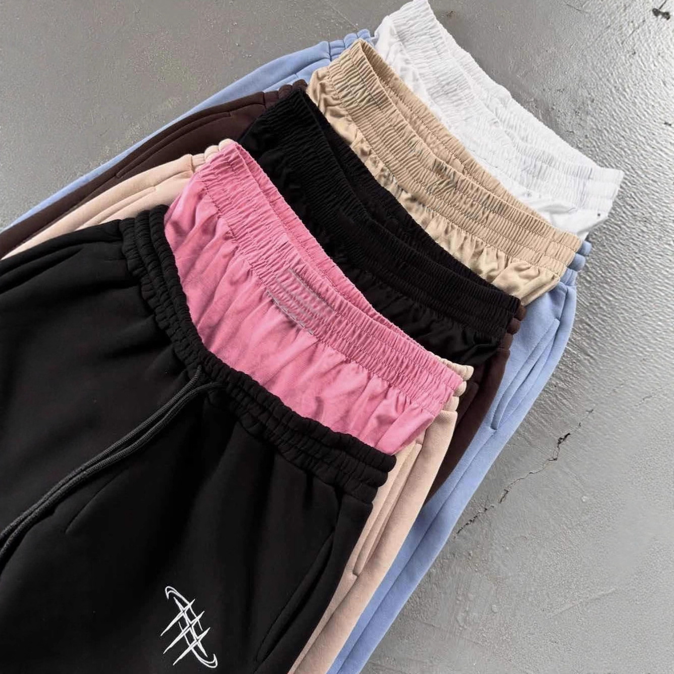 Hip-hop Vintage Aesthetics 200 - Retro Track Pant review and price
