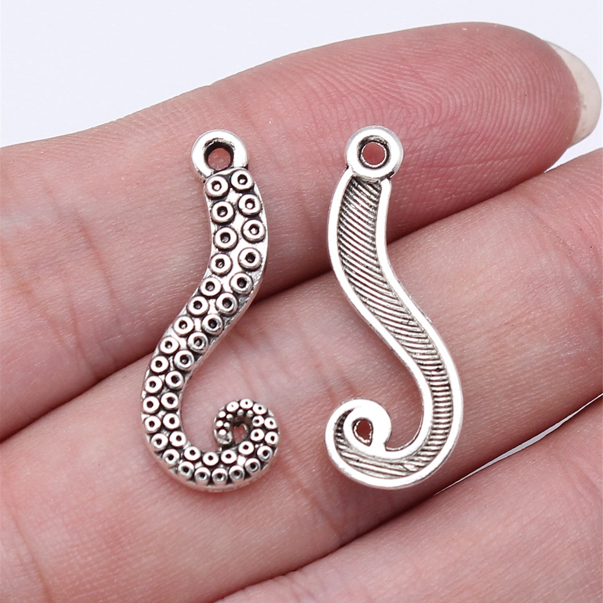 WYSIWYG 20pcs 26x10mm 4 Colors - Vintage Fashion Nova review and price
